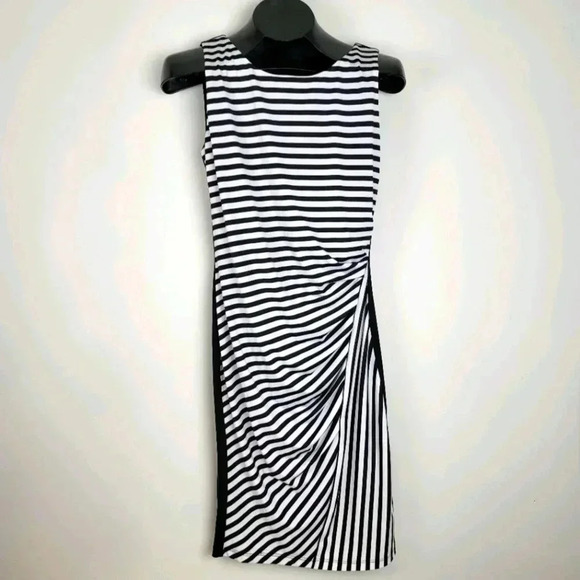 COMTEMPORAINE DRESS - Picture 1 of 4